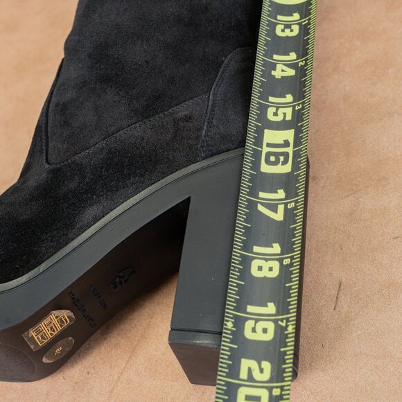 Stuart Weitzman Women Bethany Black Suede Square Toe Zip Fashion Boots sz 7 - Picture 8 of 10